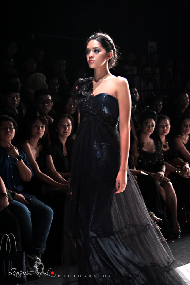 Zasmi Arel_Jakarta Fashion Week_005