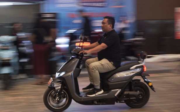 Electric Vehicle Test Drive di Jakarta Fair