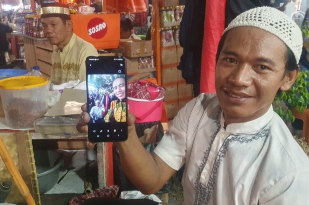 Penjual Kerak Telor JFK