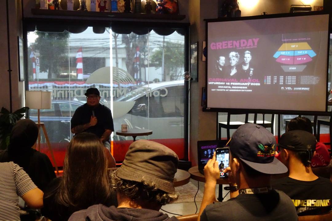 GOSTAGE_(2)_Green Day Live in Jakarta_DSC09714